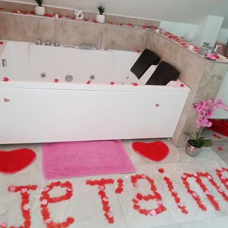Studio Jacuzzi Au Centre コルマール エクステリア 写真